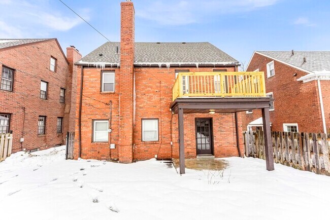 Foto del edificio - 2555 Saybrook Rd