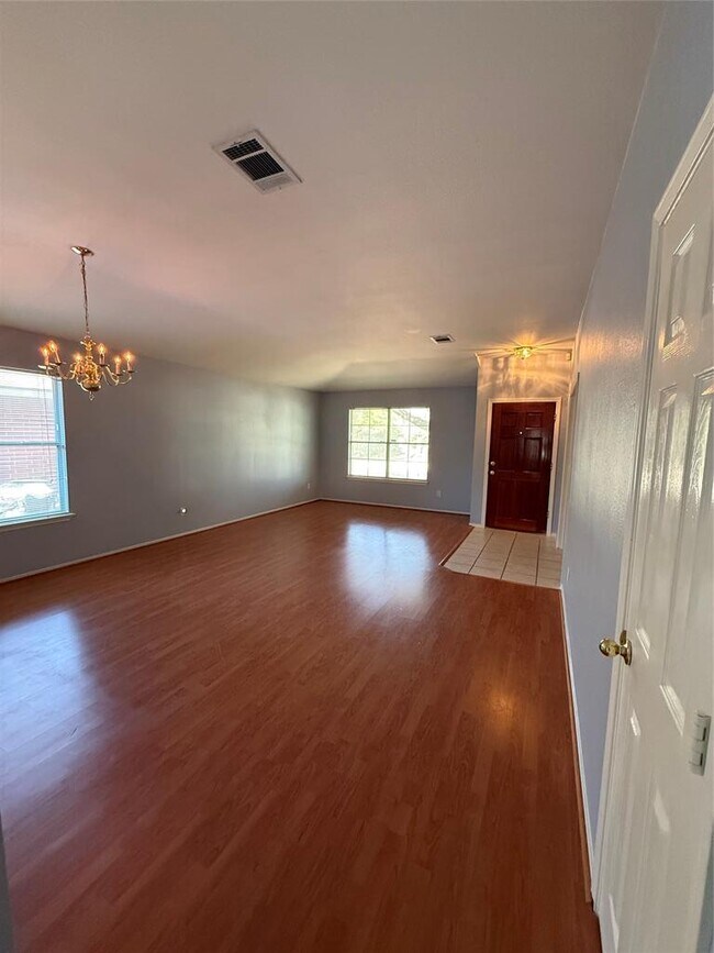 Foto del edificio - 2562 Vernell Way