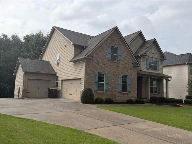 Foto del edificio - 325 Cranbrooke Cir