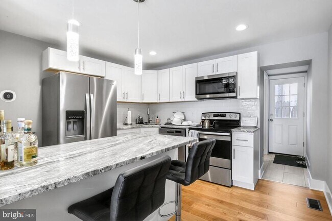 Foto del edificio - 441 E Flora St