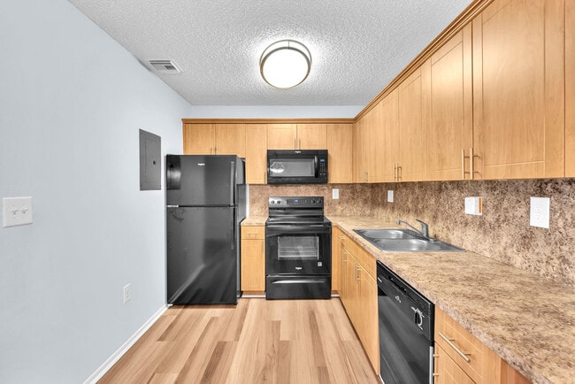 Building Photo - 6889 NW 173rd Dr