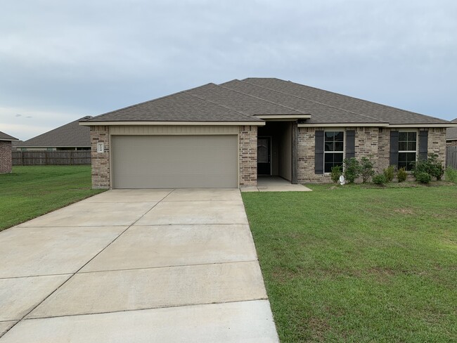 Front Elevation - 124 Tortola Ln