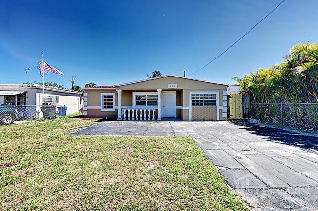 Building Photo - 420 NW 52nd St
