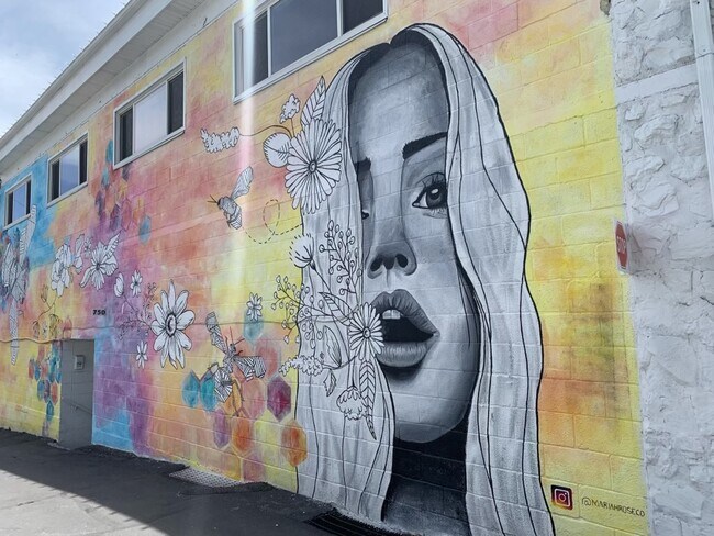 Foto del edificio - 750 E 820 N