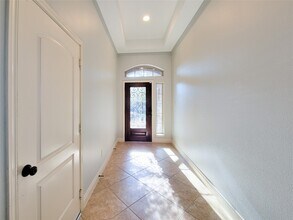 Building Photo - 106 Colina Vista Way