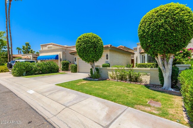 Building Photo - 4850 E Paseo Way
