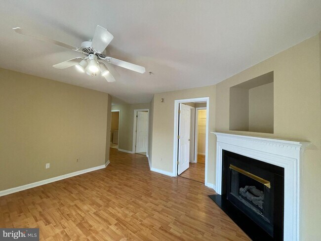 Foto del edificio - 9131 Gracious End Ct
