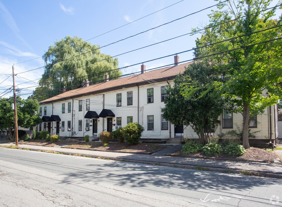 Primary Photo - 46 Cedar St