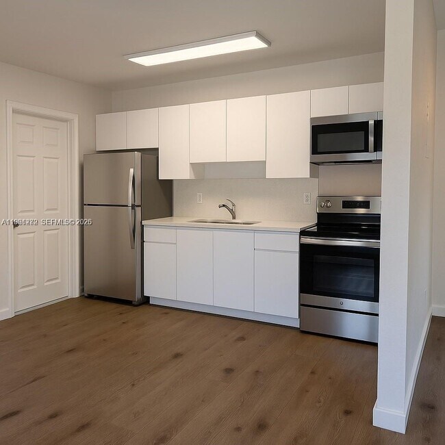 Foto del edificio - 3021 NW 17th St