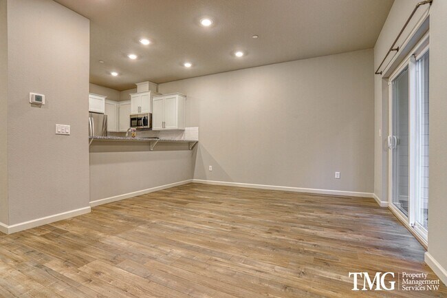 Building Photo - 2022 Build 3 Bedroom/2.5 Bathroom Home in ...