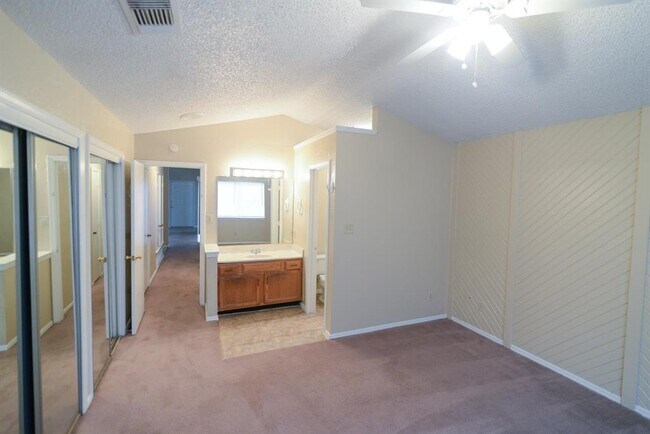 Building Photo - 3605 Smartt St