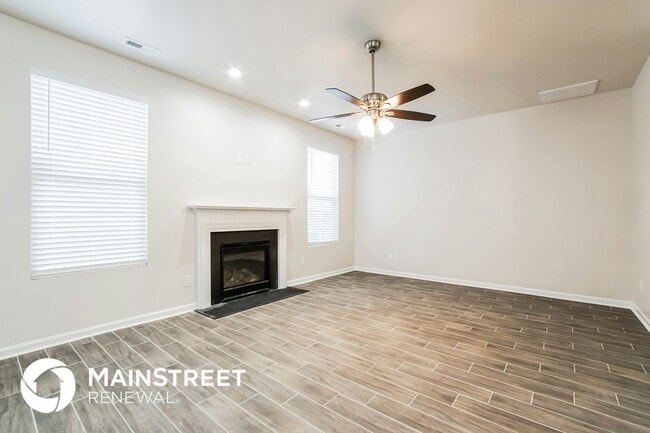 Foto del edificio - 1445 Lombar St