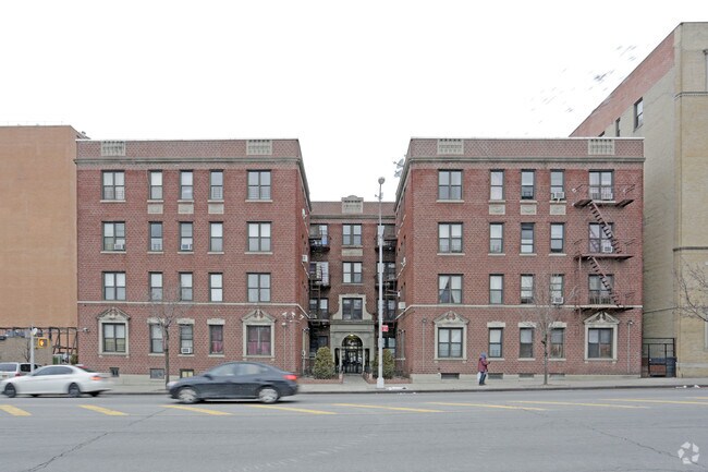 Foto del edificio - 147-03 Northern Blvd