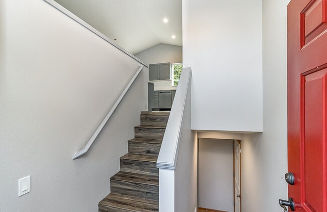 Foto del edificio - 2132 87th Ave SE