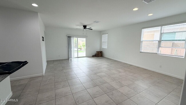 Building Photo - 40145 W Hillman Dr