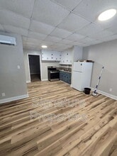 Building Photo - 773 Long Point Rd