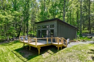 Building Photo - 197 Lake Ridge Rd
