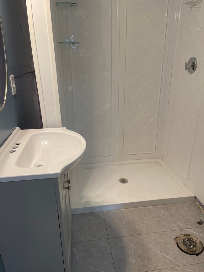 Foto del edificio - 384 State Rd S-38-1203