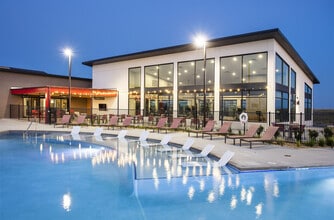 Building Photo - Ascend at Horizon Uptown