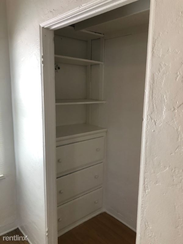 Foto del edificio - 835 Cedar Ave