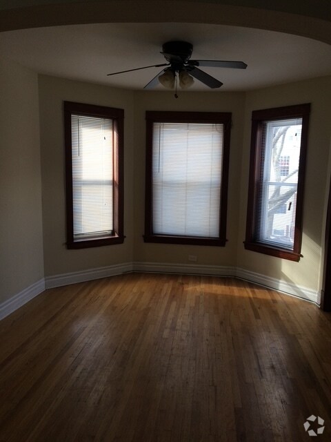 Building Photo - 2311 N Avers Ave