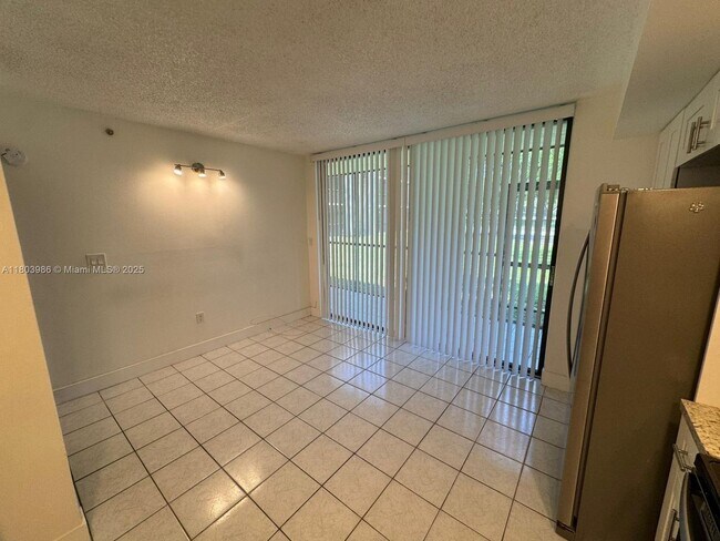 Foto del edificio - 8650 SW 133rd Avenue Rd