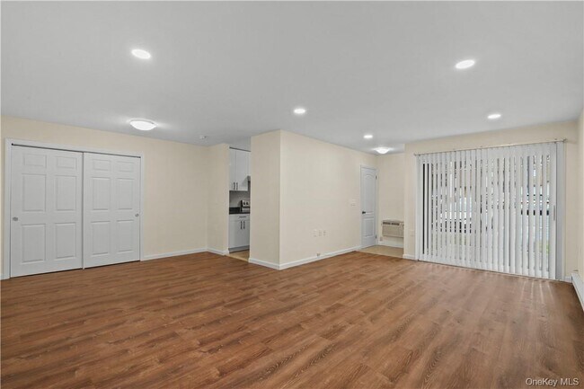 Foto del edificio - 305 Vista on the Lake