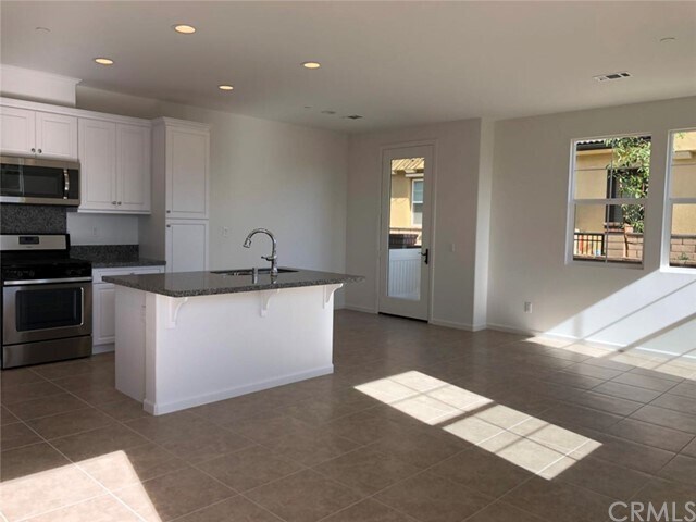 Building Photo - 2980 E Via Fiano