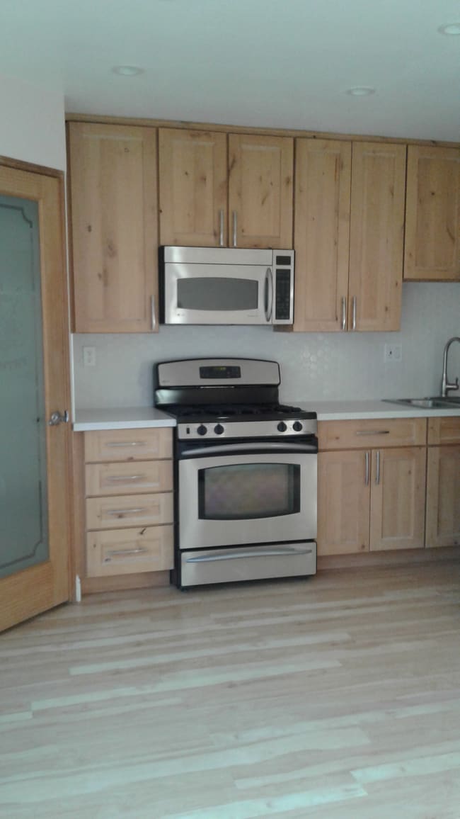Building Photo - 209 Touchstone Pl