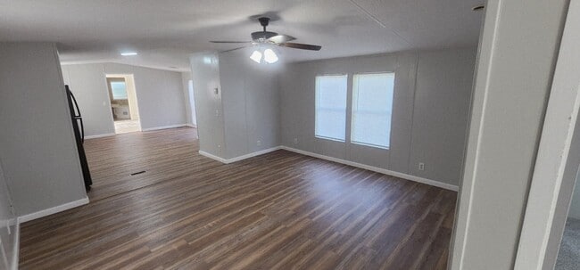Building Photo - 405 Battlebell Rd