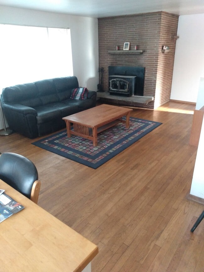 Optionally partially furnished. - 915 NW 56th St