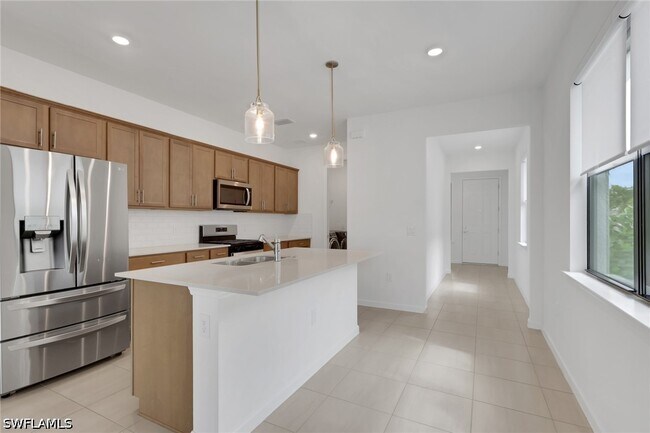 Building Photo - 20789 Napa Loop