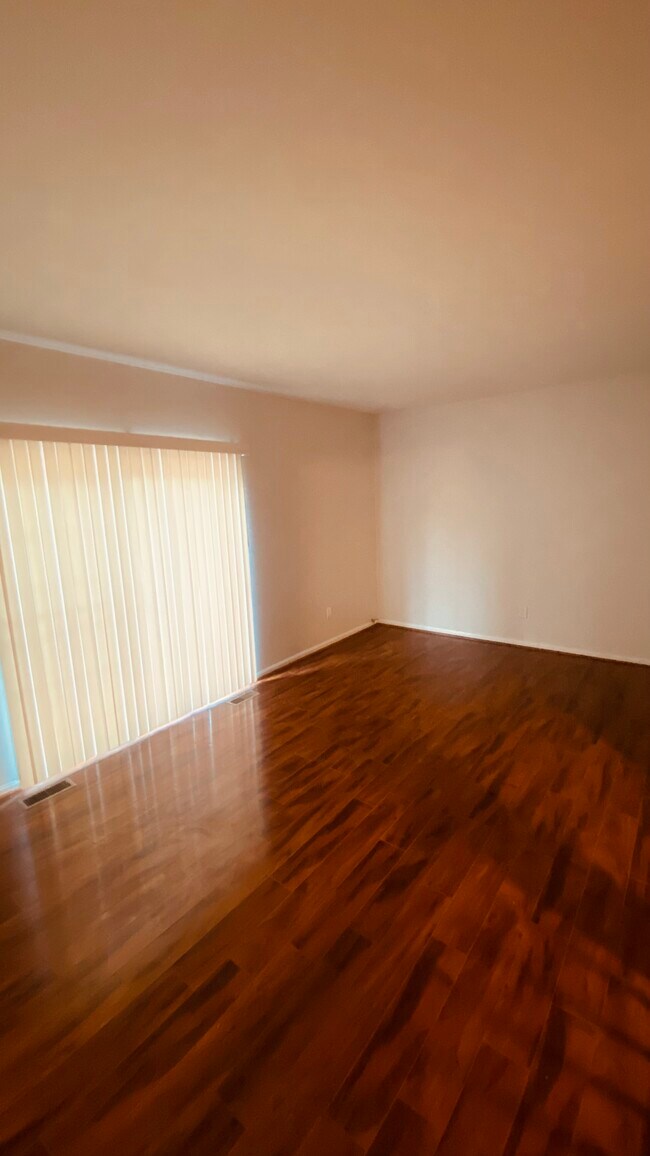 Building Photo - 8903 Chester Grove Ter
