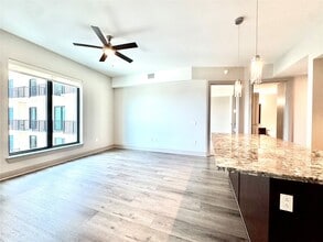 Building Photo - 9787 Katy Fwy