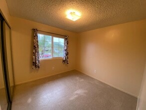 Building Photo - 15156 Elm Ct