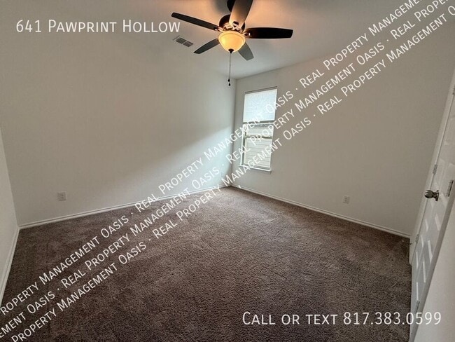 Building Photo - 641 Pawprint Holw