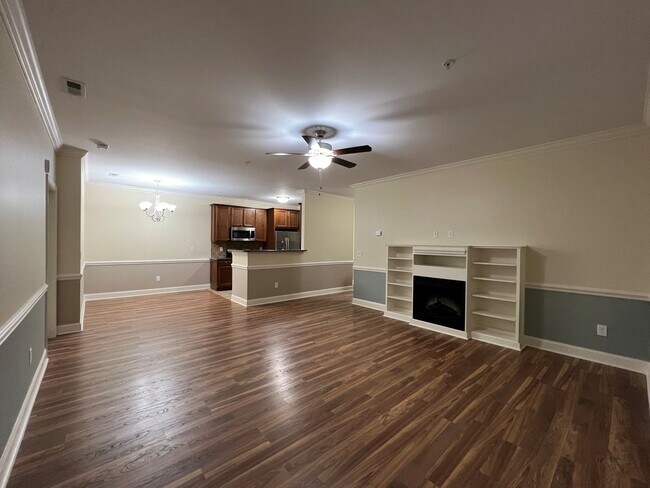 Building Photo - 330 Gallery Drive apt 304- Anderson Creek ...