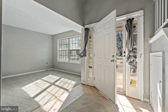 Foto del edificio - 10477 Campus Way S