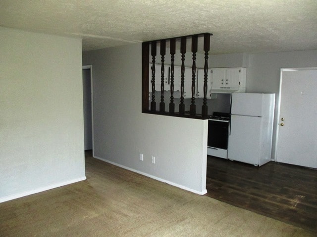 Building Photo - 202 W Shelbourne Dr