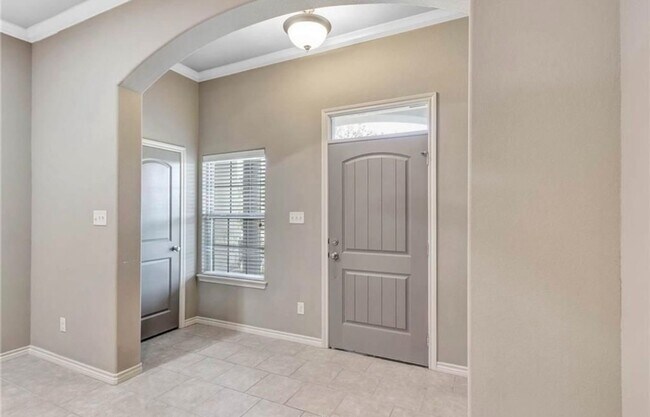 Foto del edificio - College Station - 3 bedroom / 3 bath Townhome, covered patio & back yard with one car garage.