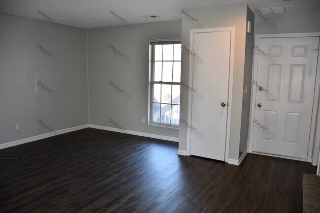 Spacious Living Room - 10025 E 67th St