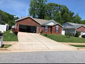 Building Photo - 3818 Maribeau Woods Dr