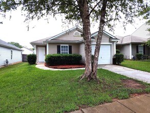 Building Photo - 2502 Buckleigh Dr
