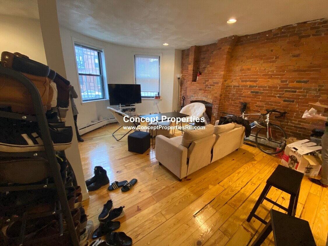 Foto principal - 610 Columbus Ave