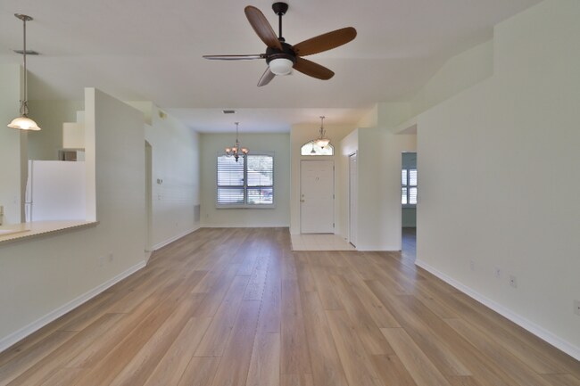 Building Photo - 1640 Armin Ct