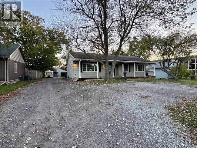 Building Photo - 2575 Binbrook Rd