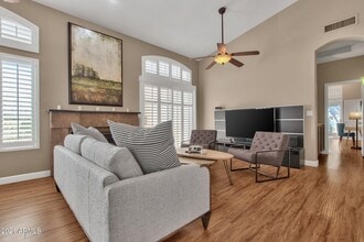 Building Photo - 1138 E Amberwood Dr