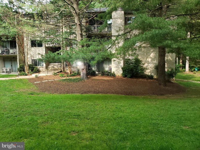 Foto del edificio - 12309 Braxfield Ct
