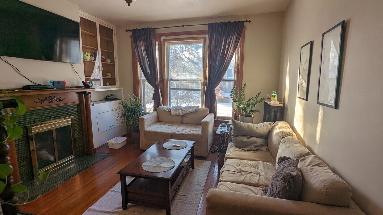 Foto principal - 599 Laurel Ave