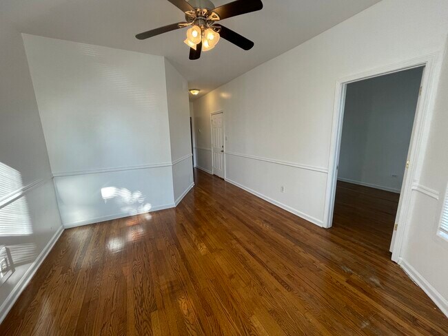 Building Photo - 7528 S Peoria St